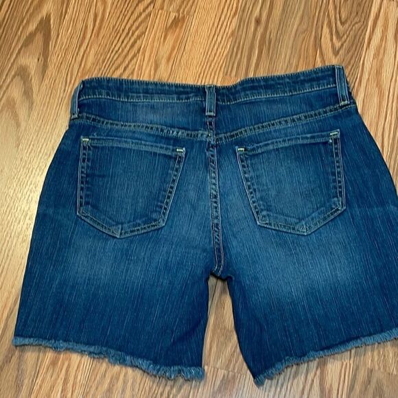 Mossimo Distressed midi Jean shorts, blue denim, 6 - Picture 7 of 7